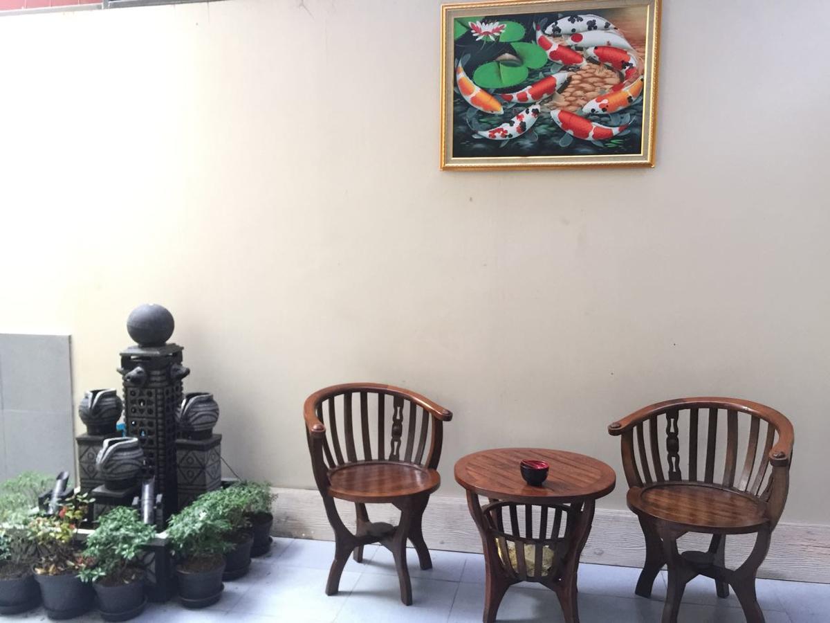 Padma Laguna Guesthouse Baturetno Ngoại thất bức ảnh