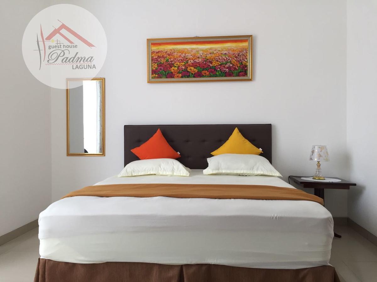 Padma Laguna Guesthouse Baturetno Ngoại thất bức ảnh